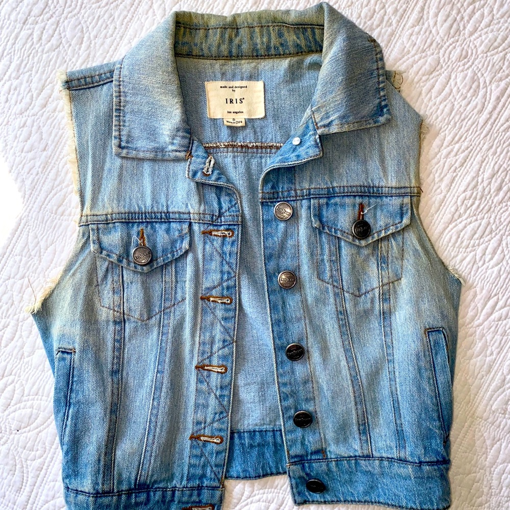Denim Cropped Vest | Distressed | Women’s | Jeans